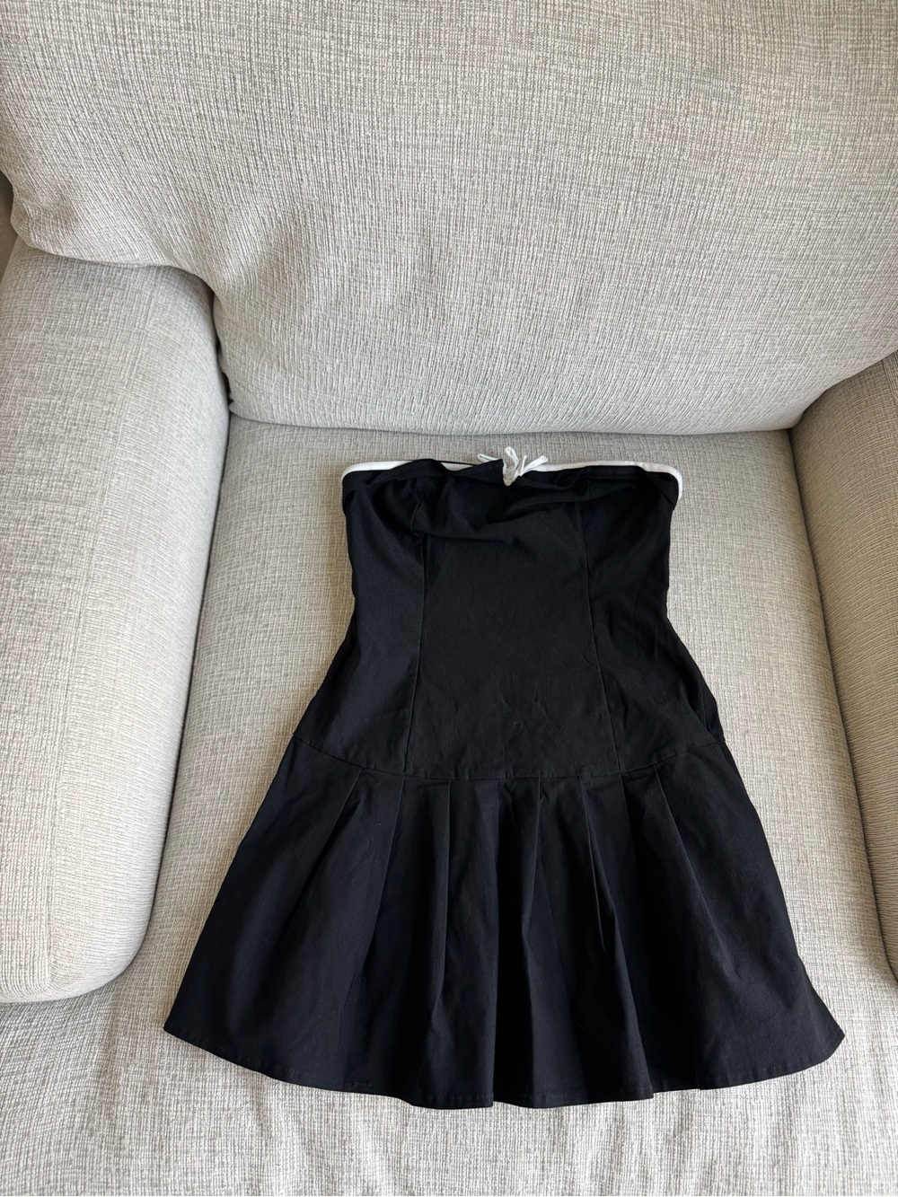 Strapless Black Pleated Hem Dress